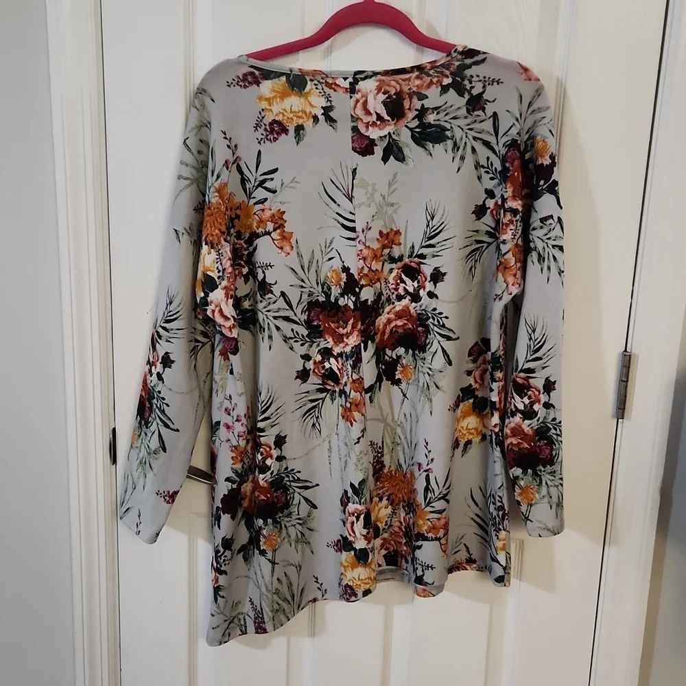 Ava James Light Blue Asymmetrical Top - Picture 10 of 13